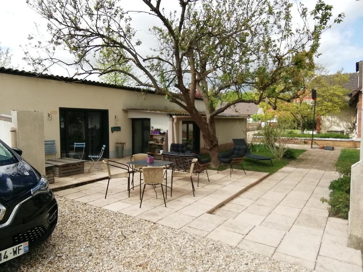 Le Clos Des Feugrais Saint-Aubin-lès-Elbeuf エクステリア 写真
